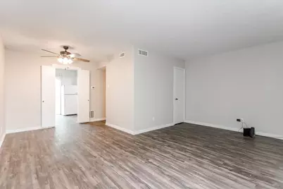 9808 Valley Meadow Place, Dallas, TX 75220 - Photo 9