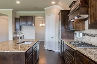 313 Wyndale Ct, Lewisville, TX 75056 - Photo 11