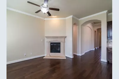 313 Wyndale Court, Lewisville, TX 75056 - Photo 5