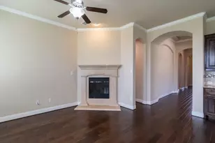 313 Wyndale Ct, Lewisville, TX 75056 - Photo 5