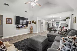 608 E Shepherd St, Denison, TX 75021 - Photo 7