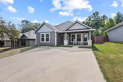 608 E Shepherd Street, Denison, TX 75021 - Photo 1
