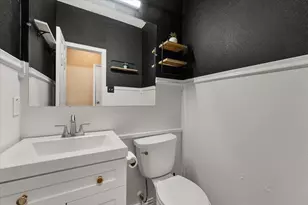 4111 Highgrove Dr, Arlington, TX 76001 - Photo 17