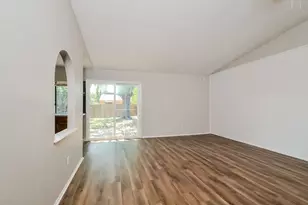 5702 Magnolia Ln, Rowlett, TX 75089 - Photo 5