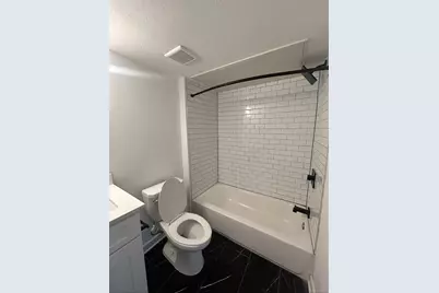 321 E 8th Street #102, Dallas, TX 75203 - Photo 9
