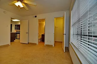 6910 Skillman St, Dallas, TX 75231 - Photo 5