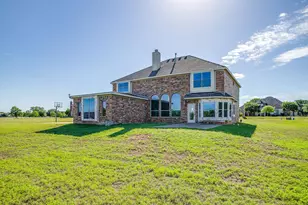 1802 Yucatan Dr, Granbury, TX 76048 - Photo 39