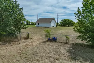 202 Co Rd 4511, Decatur, TX 76234 - Photo 13