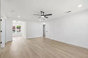 2109 Hedgerow St, Arlington, TX 76010 - Photo 17