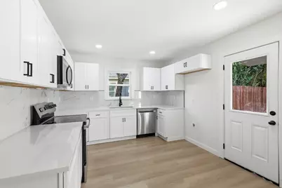 2109 Hedgerow Street, Arlington, TX 76010 - Photo 5