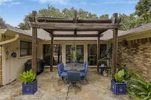 2010 Surrey Oaks Dr, Arlington, TX 76006 - Photo 31
