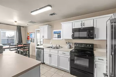 1401 Pheasant Drive, Sherman, TX 75092 - Photo 7