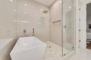 219 W Yarmouth St, Dallas, TX 75208 - Photo 17