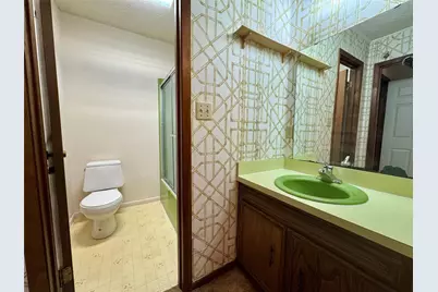 1304 W Wise Street, Bowie, TX 76230 - Photo 15