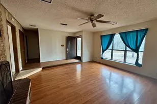 1304 W Wise St, Bowie, TX 76230 - Photo 7