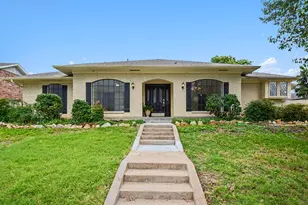 1702 Surrey Ct, Garland, TX 75043 - Photo 3