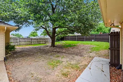 1702 Surrey Court, Garland, TX 75043 - Photo 25