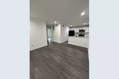 321 E 8th Street #111, Dallas, TX 75203 - Photo 1