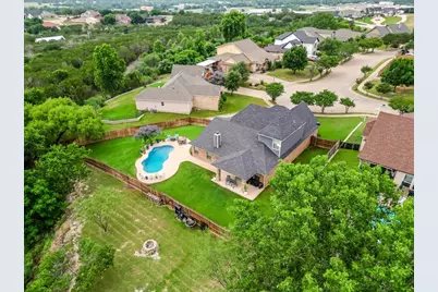 112 Camelot Street, Glen Rose, TX 76043 - Photo 39
