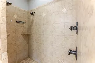 112 Camelot St, Glen Rose, TX 76043 - Photo 15