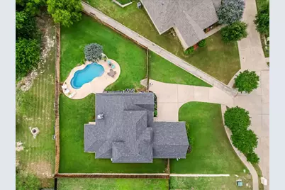 112 Camelot Street, Glen Rose, TX 76043 - Photo 33