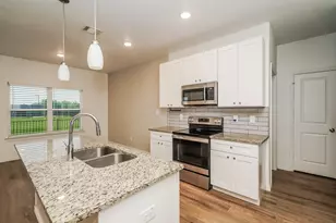 7340 Parkside Pl Dr, North Richland Hills, TX 76180 - Photo 9