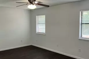 110 E Florence St, Denison, TX 75021 - Photo 11