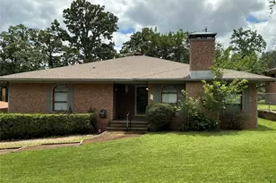 110 E Florence St, Denison, TX 75021 - Photo 1