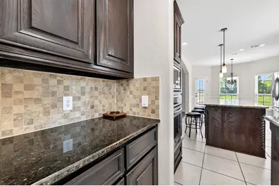 13811 Sorano Drive, Frisco, TX 75035 - Photo 9