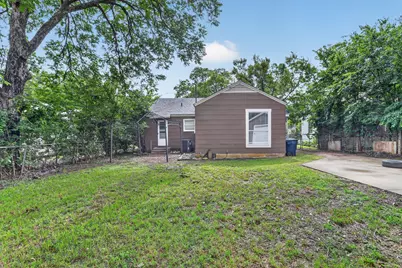 3208 Sandage Avenue, Fort Worth, TX 76109 - Photo 35