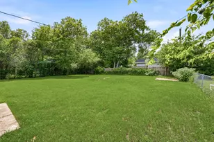 3729 Kris St, North Richland Hills, TX 76180 - Photo 31