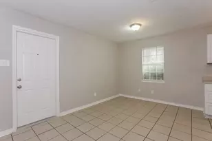 115 Brook Hollow Dr, DeSoto, TX 75115 - Photo 7