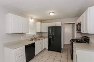115 Brook Hollow Dr, DeSoto, TX 75115 - Photo 9