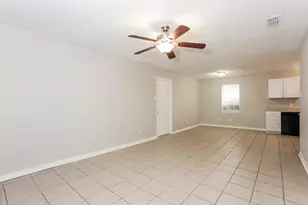 115 Brook Hollow Dr, DeSoto, TX 75115 - Photo 5