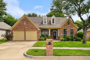 6211 Parkside Dr, Arlington, TX 76001 - Photo 1