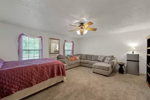 305 Elmwood Dr, Woodway, TX 76712 - Photo 11