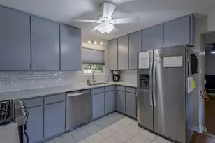 741 Cullum Ave, Hurst, TX 76053 - Photo 11
