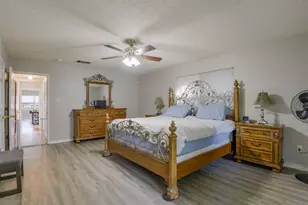 741 Cullum Ave, Hurst, TX 76053 - Photo 23