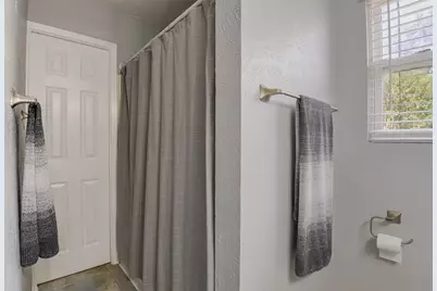 741 Cullum Avenue, Hurst, TX 76053 - Photo 25
