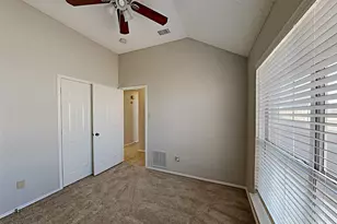 815 McComb Ln, Cedar Hill, TX 75104 - Photo 7
