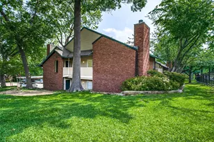 8601 Park Ln, Dallas, TX 75231 - Photo 23