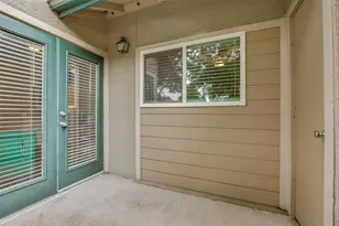 8601 Park Ln, Dallas, TX 75231 - Photo 19