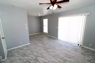 9821 Bluffcreek Dr, Dallas, TX 75227 - Photo 3