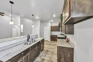 2107 Hemphill St, Greenville, TX 75401 - Photo 11