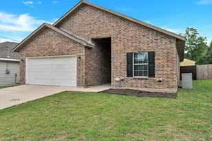 2107 Hemphill St, Greenville, TX 75401 - Photo 1