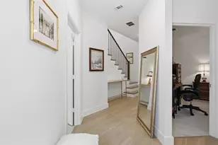 8116 Radnor Rd, Dallas, TX 75231 - Photo 5