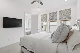 8116 Radnor Rd, Dallas, TX 75231 - Photo 23