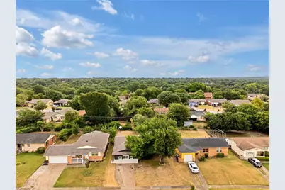 4208 Huckleberry Circle, Dallas, TX 75216 - Photo 19