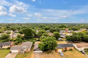 4208 Huckleberry Cir, Dallas, TX 75216 - Photo 19