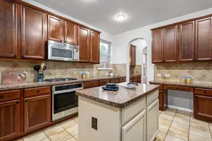 4204 Bridgestone Dr, Fort Worth, TX 76123 - Photo 9